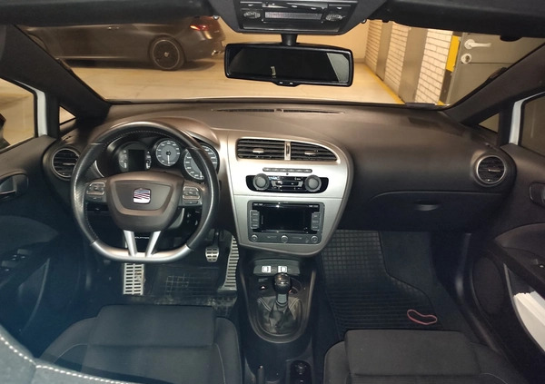 Seat Leon cena 55000 przebieg: 103272, rok produkcji 2011 z Warszawa małe 137